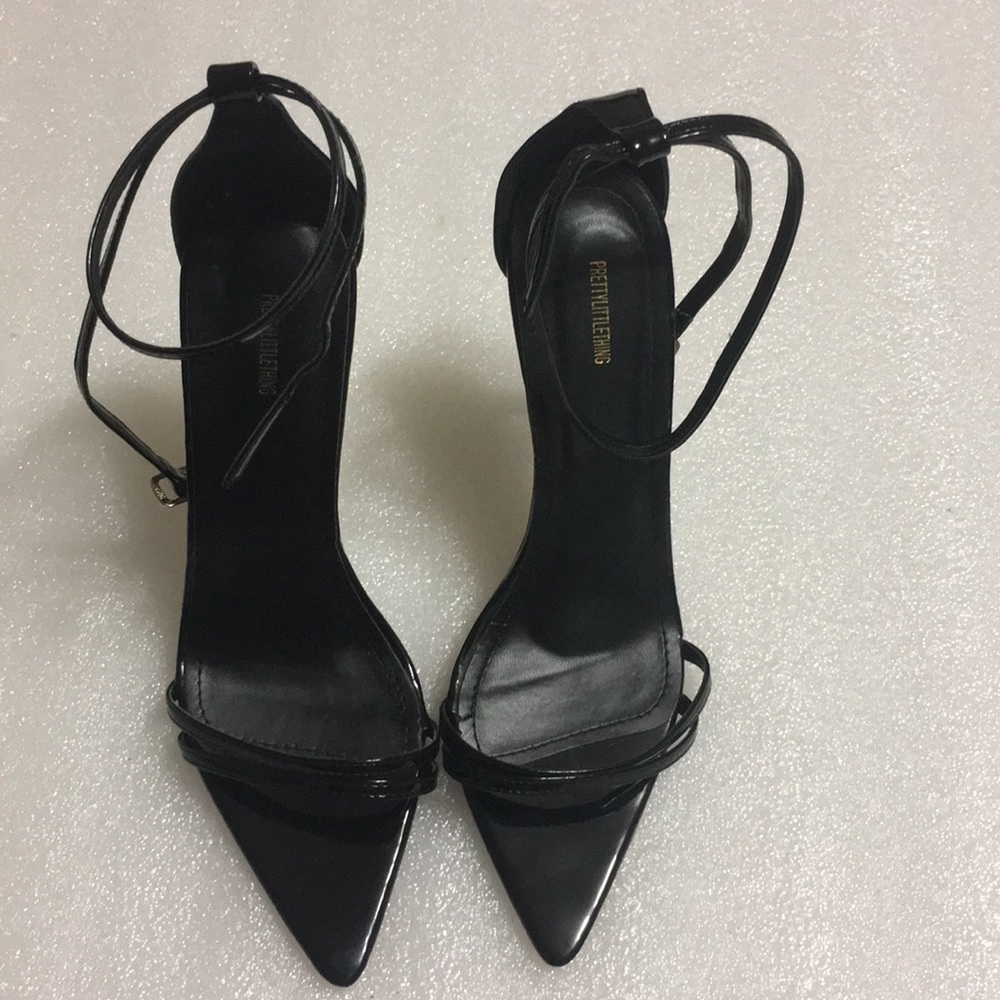 😍PrettyLittleThing😍 black heels size 9